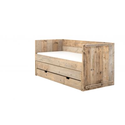 Kinderbed met logeerbed en opberglade